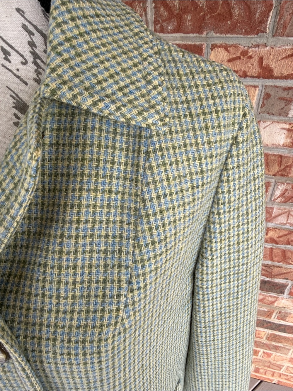Vintage 1960’s Women's Green Check Wool Coat - Picture 5 of 15